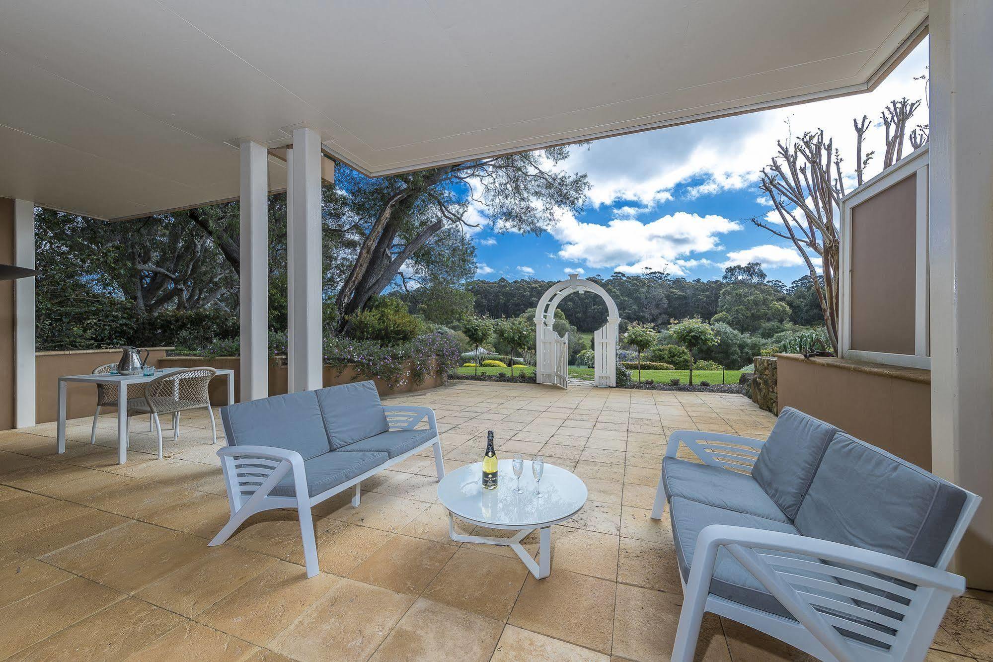 Grand Mercure Basildene Manor Margaret River Exterior photo